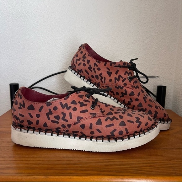 Women's Tessa Goat Milled Leather Maruti Pink and Black Shoes size 8 - Picture 5 of 8